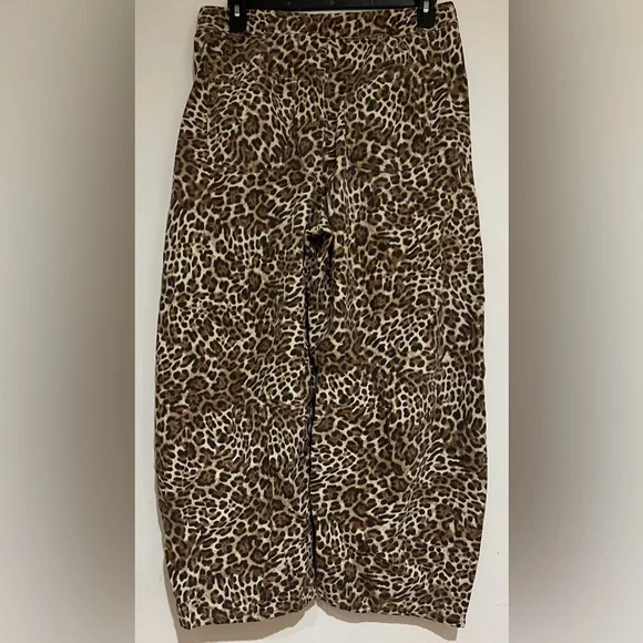 Women’s GAP Animal Print Trousers - Picture 2 of 4